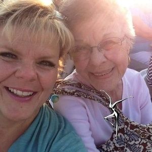 Meet your Posher, Beth